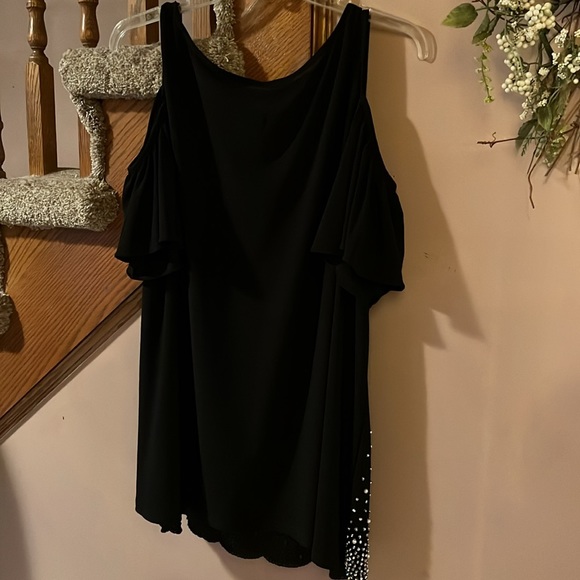 MSK Women cold shoulder special occasion top beautifully embellished. - Picture 6 of 6